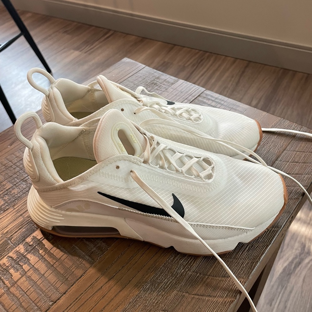 Nike Air Max - 2090